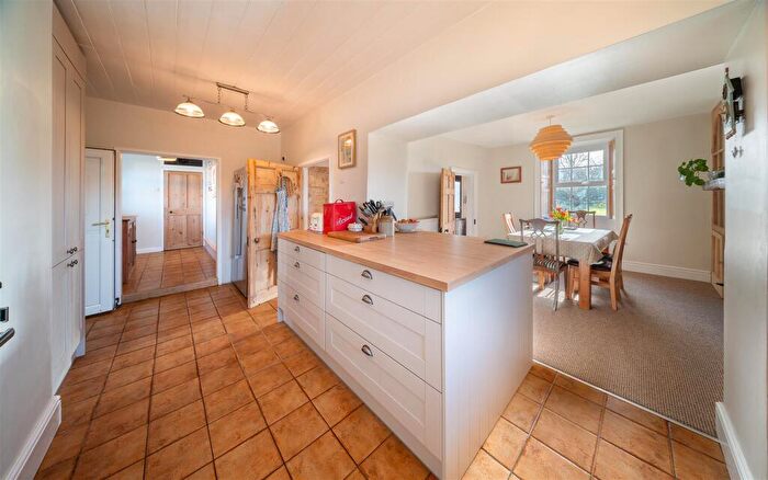5 Bedroom Detached House For Sale In Canal Bridge, Semington, BA14