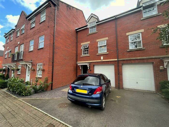 3 Bedroom House To Rent In Doe Close, Penylan, Cardiff, CF23