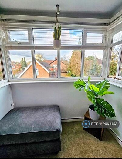 2 Bedroom Flat To Rent In Old Broadway, Didsbury, M20