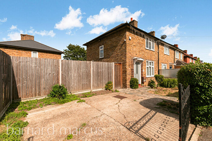 2 Bedroom House To Rent In Westminster Road, Sutton, SM1