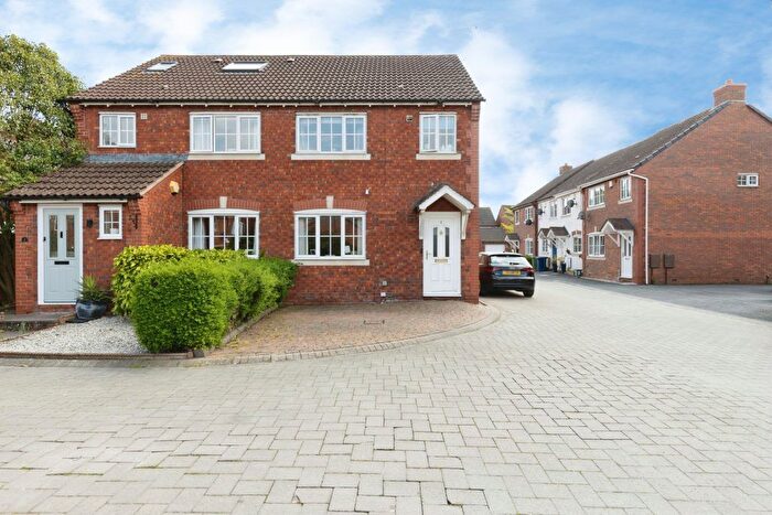 3 Bedroom Semi Detached House For Sale In Longtown Road, Tewkesbury, GL20