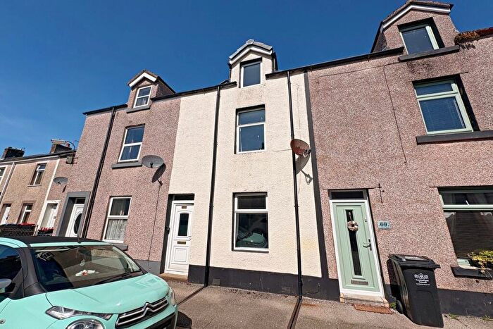 4 Bedroom Terraced House To Rent In Penzance Street, Moor Row, CA24