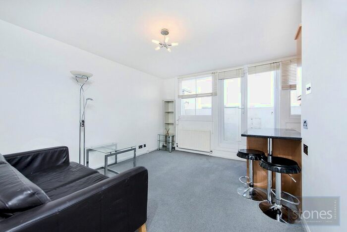 1 Bedroom Flat To Rent In Queens Crescent, Chalk Farm, London, NW5