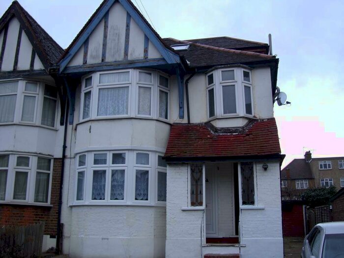 2 Bedroom Maisonette To Rent In Ballogie Avenue, London, NW10