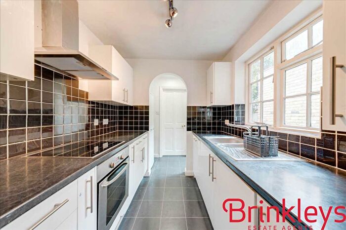 2 Bedroom Terraced House To Rent In Cochrane Road, London, SW19