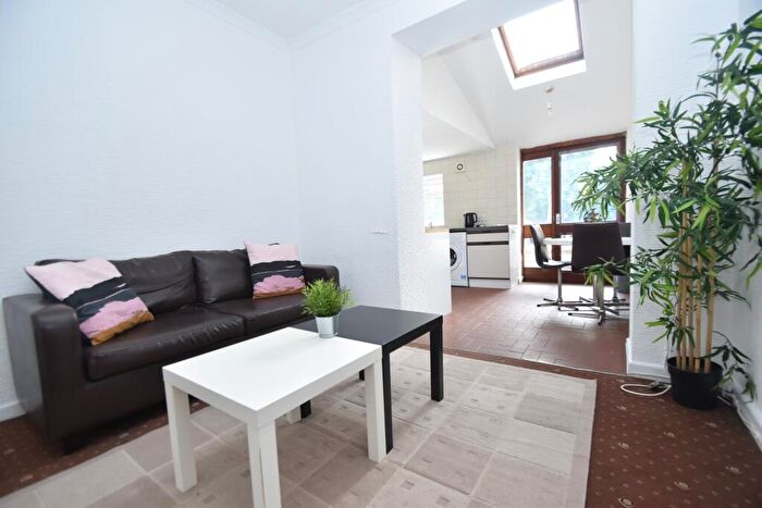 3 Bedroom House To Rent In Cathays Terrace, Cathays, Cardiff, CF24