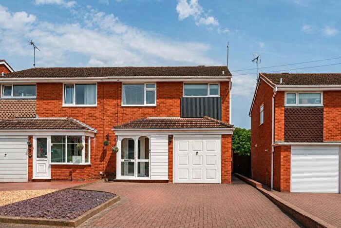 4 Bedroom Semi-Detached House For Sale In Prior Close, Kidderminster, DY10