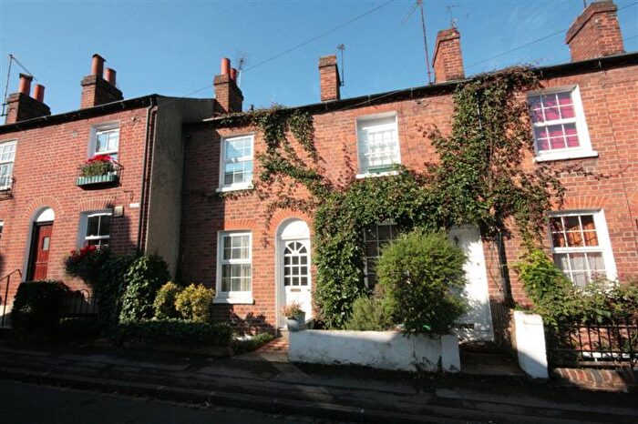 2 Bedroom Terraced House To Rent In St Johns Hill, Reading, RG1