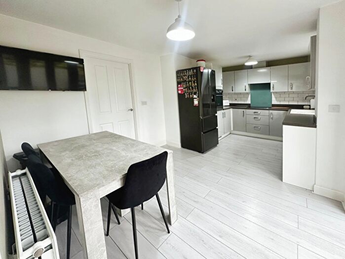 4 Bedroom Detached House For Sale In Pius Avenue, North Hykeham, Lincoln, LN6
