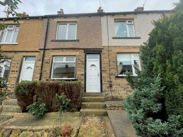 2 Bedroom House To Rent In Mannville Walk, Keighley, BD22