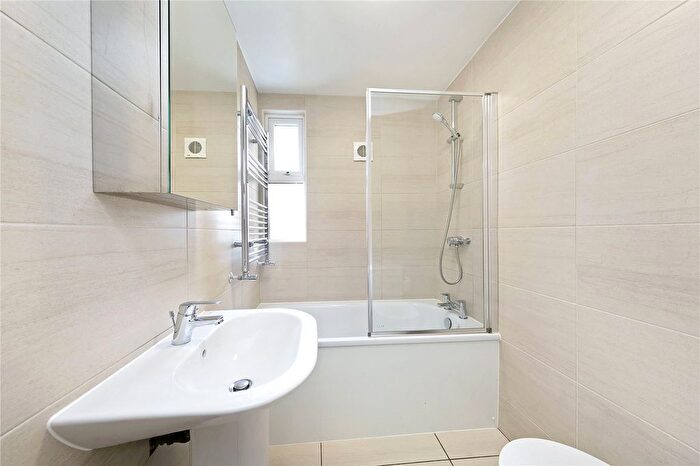 4 Bedroom Terraced House To Rent In St. Margarets Road, Twickenham, TW1