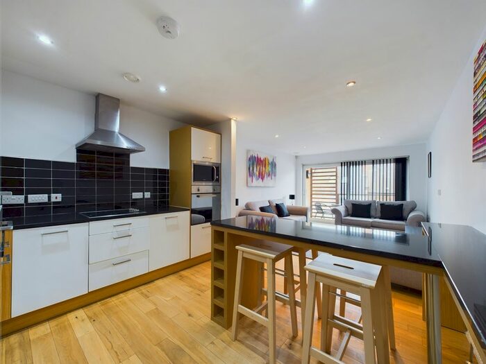2 Bedroom Flat To Rent In The Sawmill, Dock Street, HU1