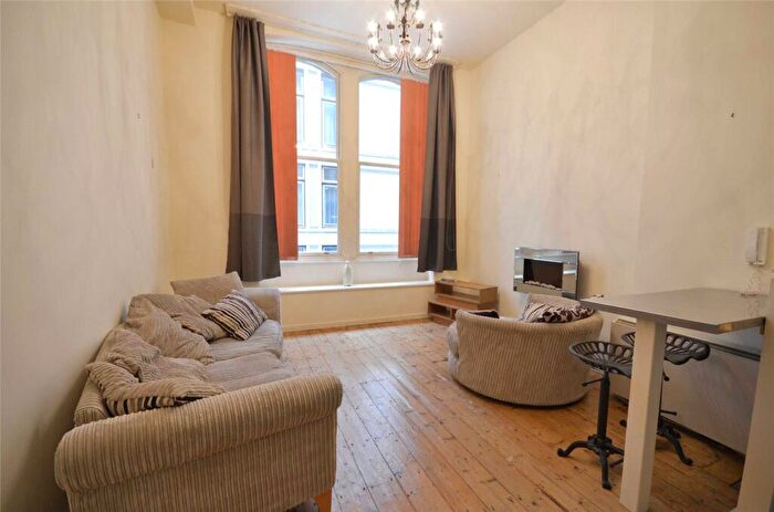 1 Bedroom Apartment To Rent In The Grand, Manchester City Centre, Manchester, M1
