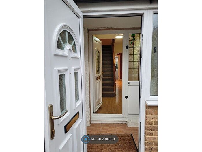 3 Bedroom Terraced House To Rent In Dryhill Road, Belvedere, DA17