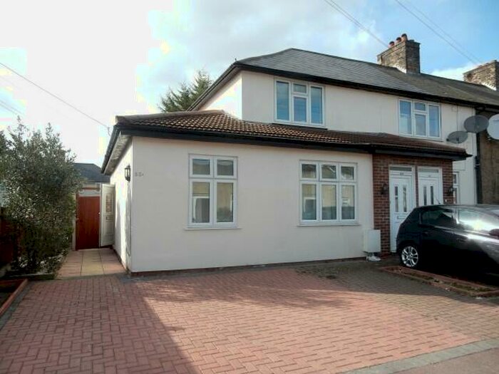 1 Bedroom Maisonette To Rent In Ellerton Road, Dagenham, London, RM9