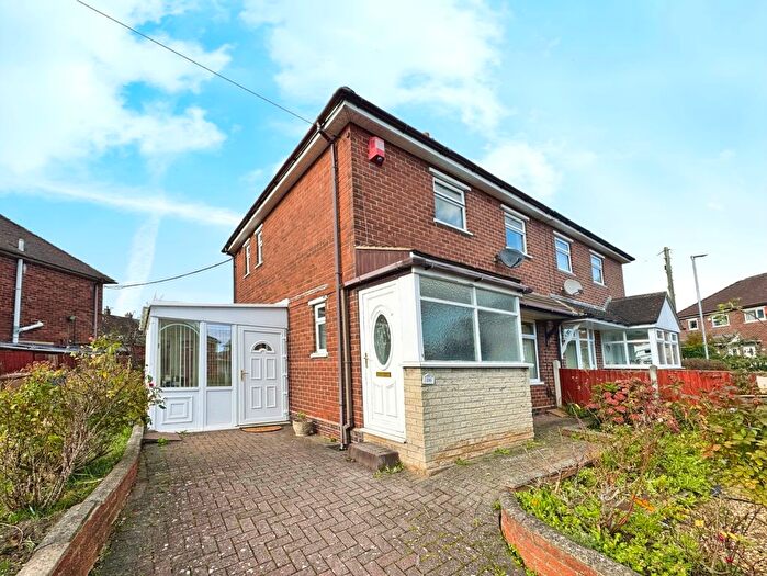 3 Bedroom Semi-Detached House To Rent In Finstock Avenue, Stoke-On-Trent, Staffordshire, ST3