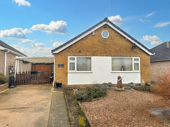 3 Bedroom Bungalow For Sale In Hall Lane, Burgh Le Marsh, PE24