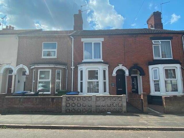 3 Bedroom Terraced House To Rent In Abbey Street Rugby, CV21