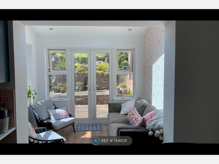 3 Bedroom Detached House To Rent In Challow Drive, Weston-Super-Mare, BS22