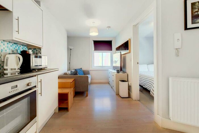 1 Bedroom Flat To Rent In Cavendish Road, Balham, London, SW12