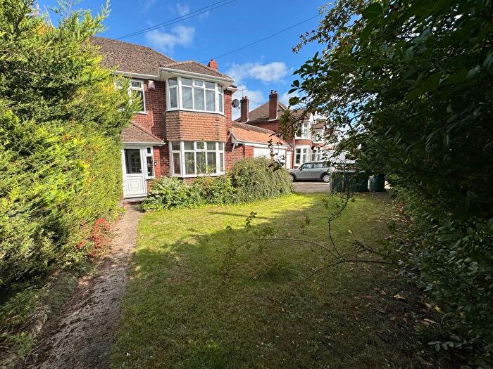 3 Bedroom Semi-Detached House For Sale In Allesley Old Road, Coventry, CV5