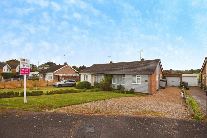 3 Bedroom Semi-Detached Bungalow For Sale In Hereward Way, Wethersfield, Braintree, CM7