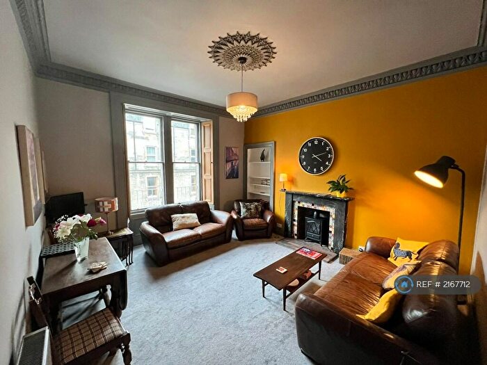 3 Bedroom Flat To Rent In Blackwood Crescent, Edinburgh, EH9