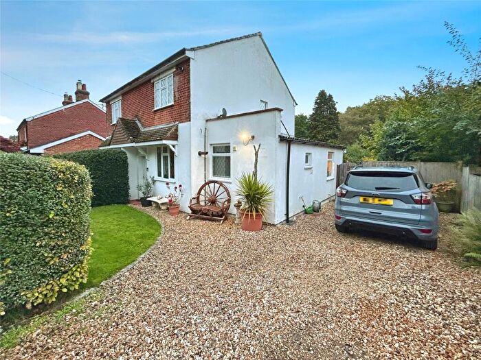 2 Bedroom Semi-Detached House To Rent In Woodside, Blackwater, Camberley, GU17