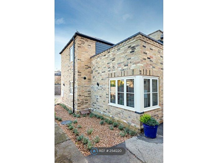 1 Bedroom Maisonette To Rent In Tempus Court, Cambridge, CB24