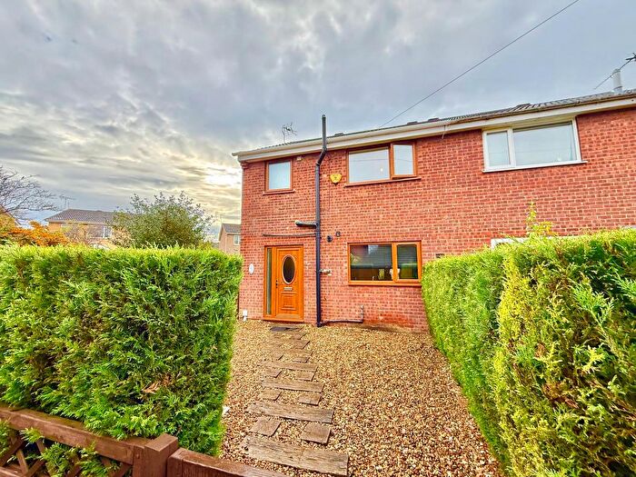 3 Bedroom End Terrace House To Rent In St. Margarets Close, Driffield, YO25