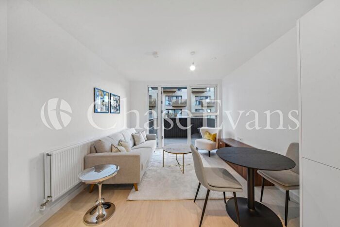 1 Bedroom Flat To Rent In Perryfield Way, Hendon, London, NW9