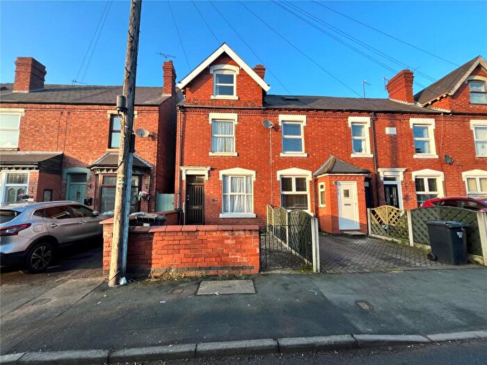 3 Bedroom Terraced House For Sale In Hurcott Road, Kidderminster, Worcestershire, DY10