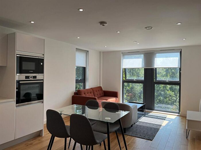 1 Bedroom Apartment To Rent In Arden Gate, Communication Row, B15