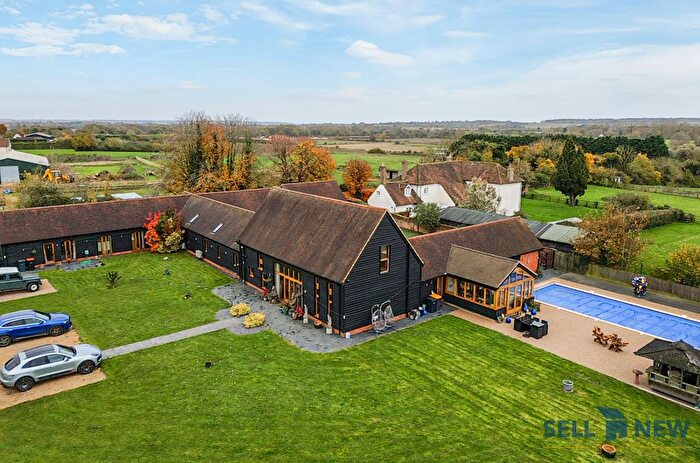 7 Bedroom Barn Conversion For Sale In Water Lane, Bedford, MK41