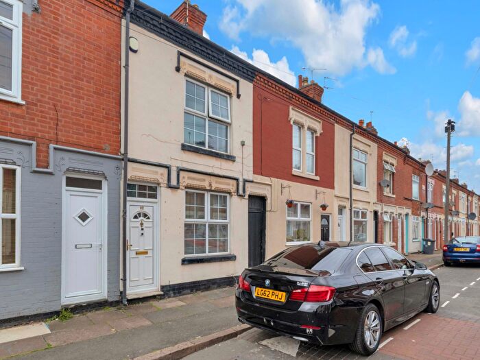 2 Bedroom Terraced House For Sale In Luther Street, Leicester, LE3