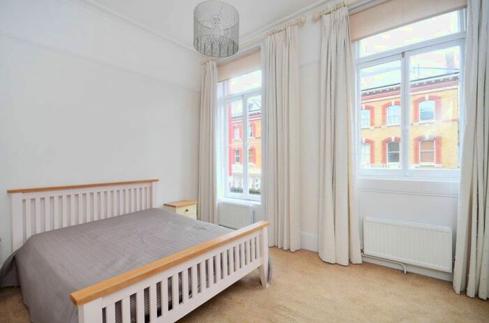 2 Bedroom Flat To Rent In Roland Gardens, South Kensington, London, SW7