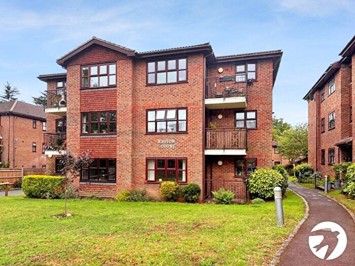 2 Bedroom Flat To Rent In Parkhill Road, Bexley, DA5