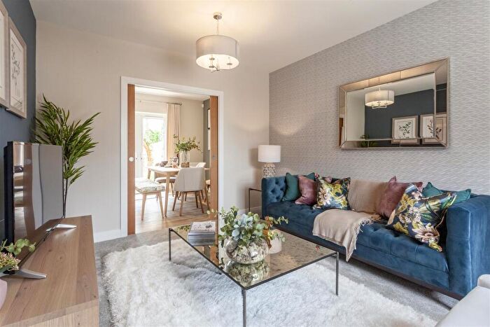 4 Bedroom Detached House For Sale In Amber Drive, Appledore, Bideford, EX39