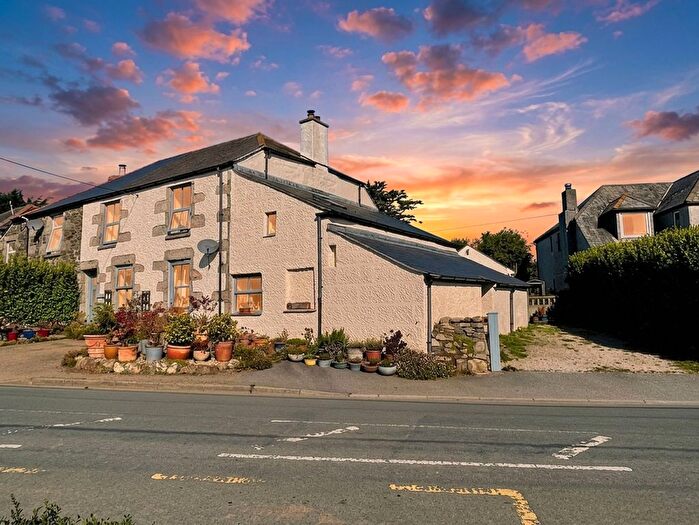 4 Bedroom Semi-Detached House For Sale In Townshend, Hayle, TR27