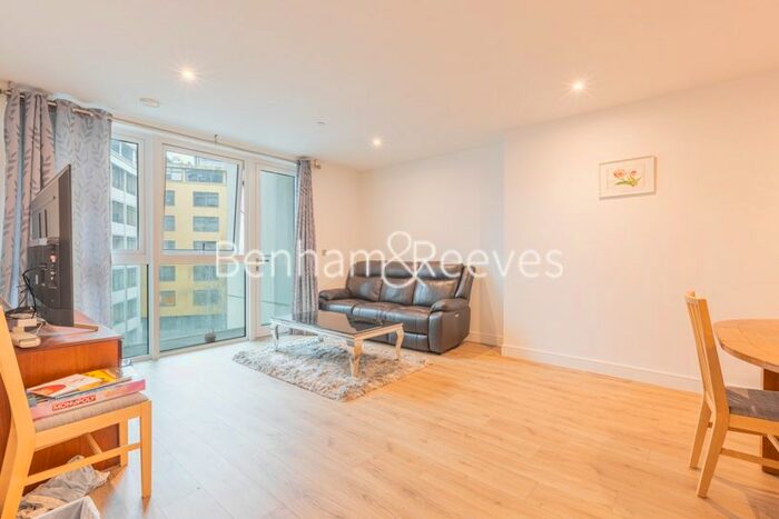 2 Bedroom Flat To Rent In Marquis House, Glenthorne Road, W6