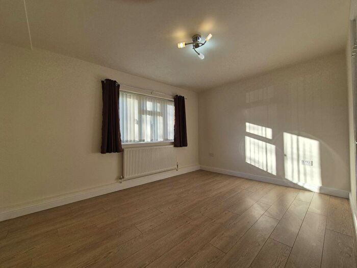 2 Bedroom Flat To Rent In Bowling Green Road, Stourbridge, DY8