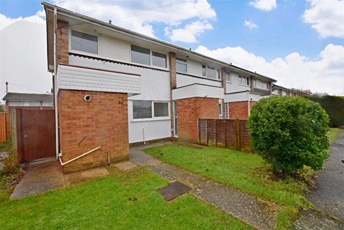 3 Bedroom End Of Terrace House To Rent In Stroud Green Drive, Bognor Regis, PO21