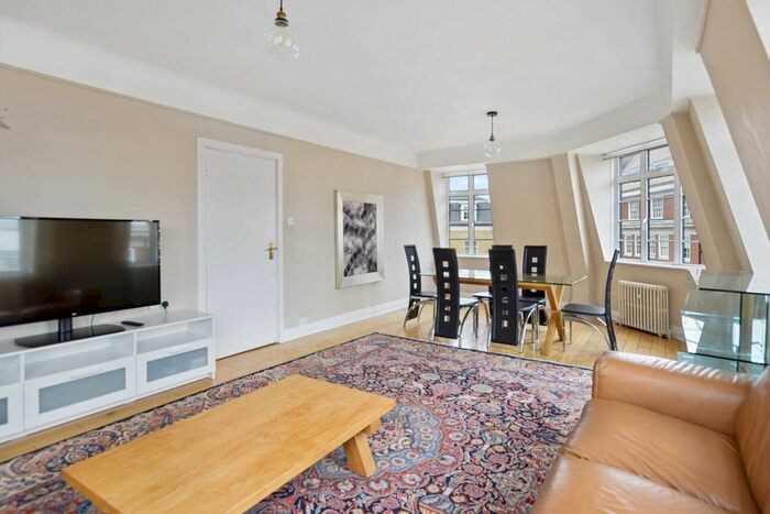 3 Bedroom Flat For Sale In Stourcliffe Close, Stourcliff Street, London, W1H
