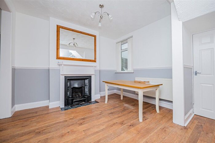 3 Bedroom Terraced House For Sale In Wilfred Street, Barry, CF63