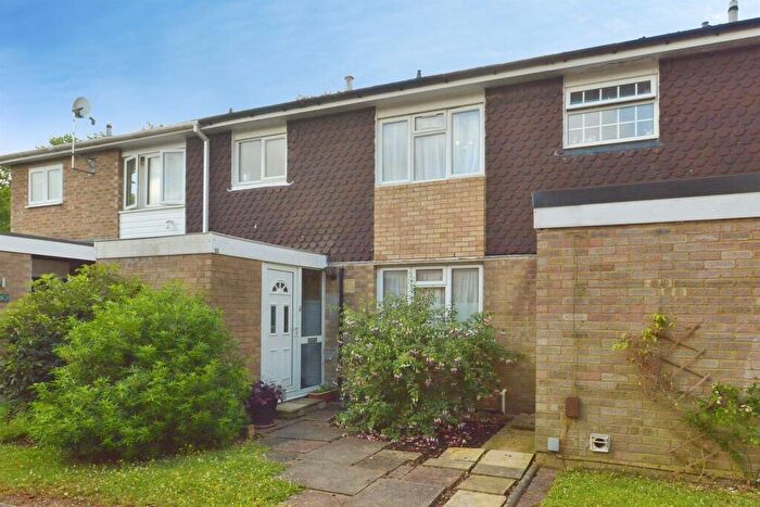 3 Bedroom Terraced House For Sale In Malletts Close, Stony Stratford, Milton Keynes, MK11