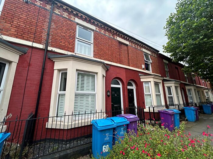 2 Bedroom Property To Rent In Cairns Street, Liverpool, L8