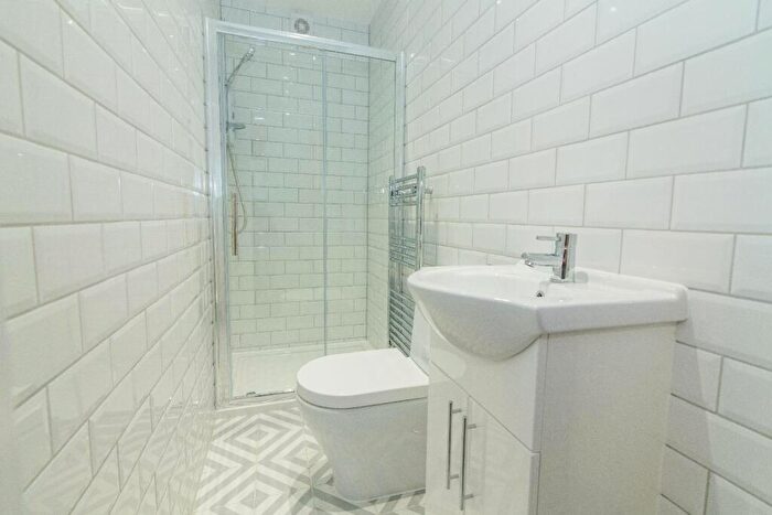 5 Bedroom House To Rent In Claude Street, Dunkirk, Nottingham, Nottinghamshire, NG7