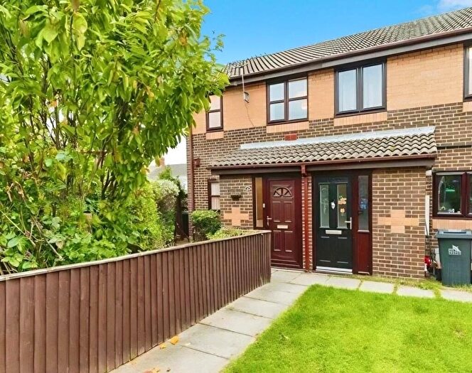 2 Bedroom End Of Terrace House To Rent In Mallard Mews, Grimsby, Lincolnshire, DN32