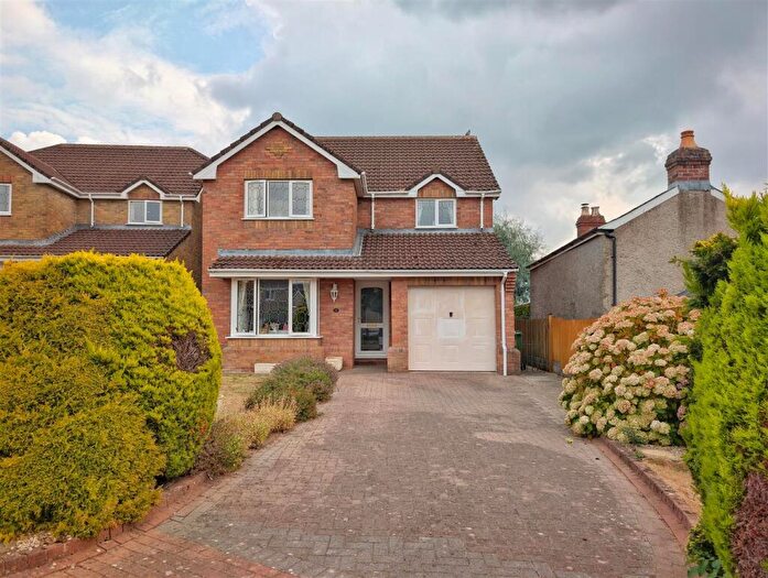 4 Bedroom Detached House For Sale In Walnut Close, Coalway, Coleford, GL16
