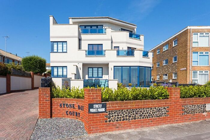 2 Bedroom Flat To Rent In Stone Bay Court, Eastern Esplande, Broadstairs, Kent, CT10
